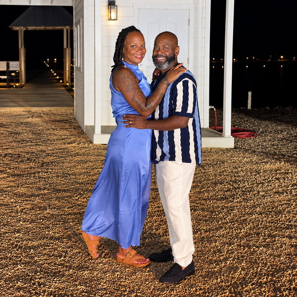 Community couple moment 5